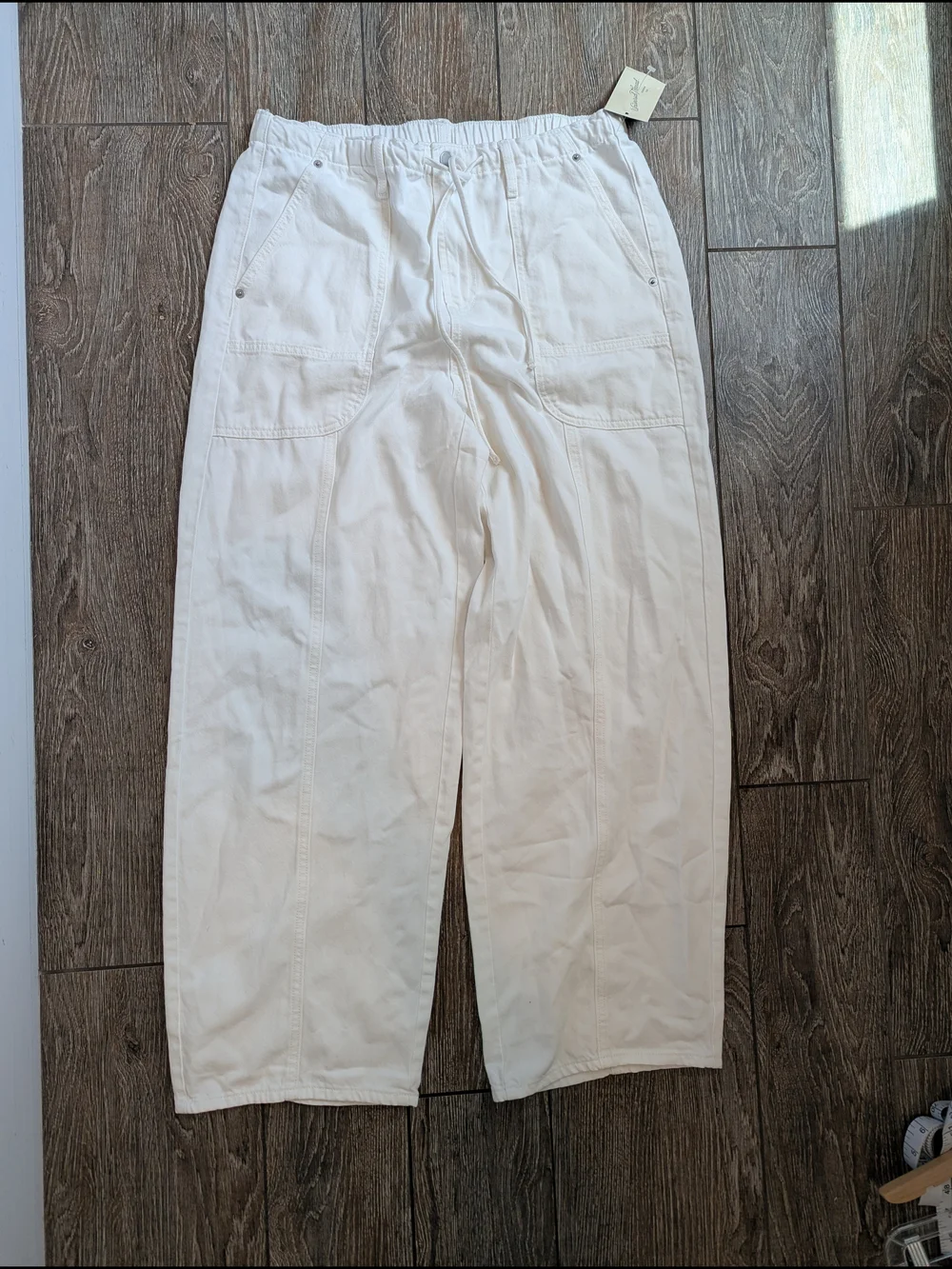 NWT White Pull On Utility Jeans Size 12 Universal Thread Quiet Luxury Coastal - Picture 1 of 10